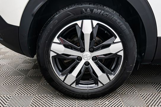 Peugeot 3008 1.5 BlueHDi Allure
