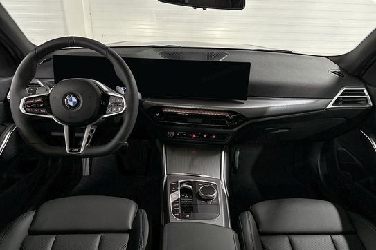 BMW Seria 3 320i M Sport