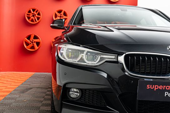 BMW Seria 3 330e iPerformance M Sport