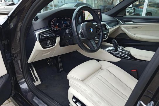 BMW Seria 5 540d xDrive M Sport