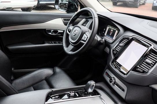 Volvo XC90 T8 AWD Plug-In Hybrid Plus Dark 7os aut