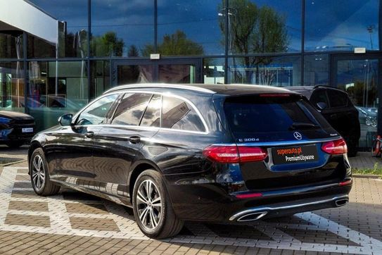 Mercedes E Klasa 300 d 4-Matic Avantgarde