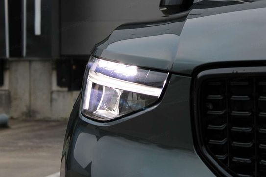Volvo XC40 B3 Ultra Dark