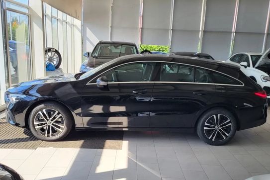 Mercedes CLA 250 e PHEV 8G-DCT