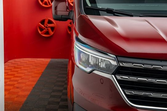 Renault Trafic Kombi L2H1 AT9