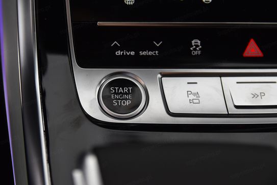 Audi Q7 55 TFSI e quattro S Line