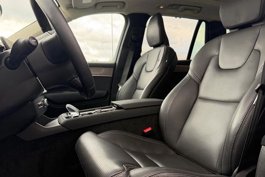 Volvo XC90 T8 AWD Plug-In Hybrid Ultra Dark 7os
