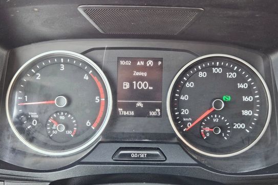 Volkswagen Crafter L4H2 Zabudowa brygadowa AT