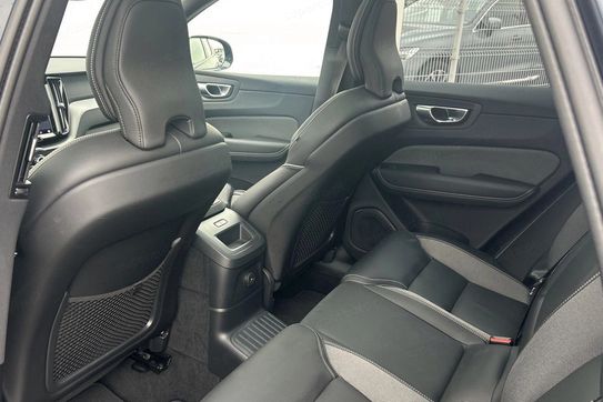 Volvo XC60 T8 Plug-In Hybrid AWD Ultimate Dark