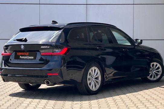 BMW Seria 3 Touring 320e xDrive Advantage