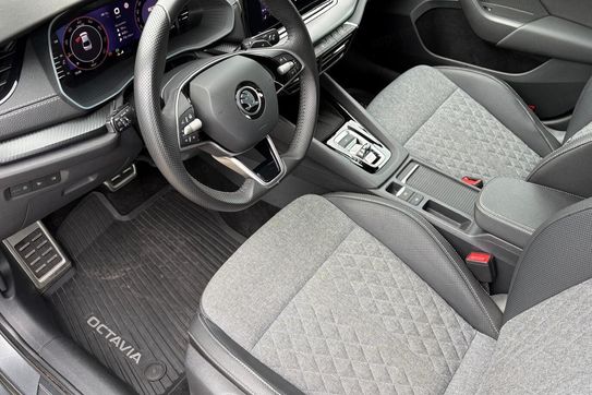 Skoda Octavia TSI mHEV Sportline DSG