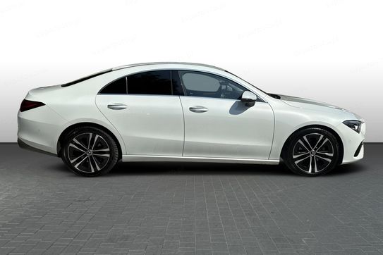Mercedes CLA 200