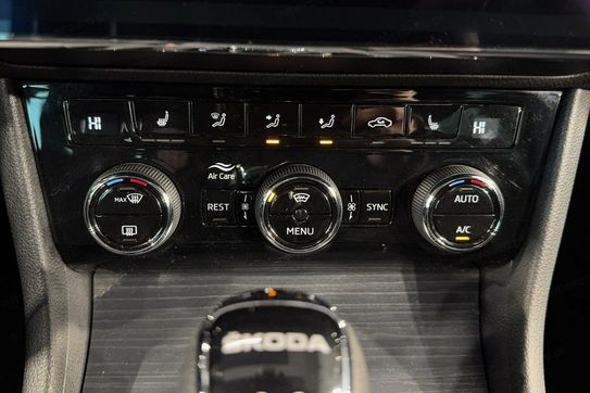 Skoda Superb 2.0 TDI SCR 4x4 Style DSG