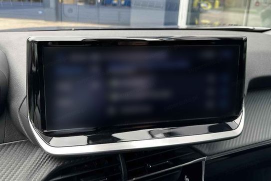 Peugeot 2008 Allure EAT8 1.2 PureTech