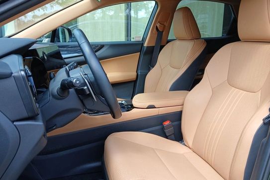 Lexus NX 350h Prestige 2WD