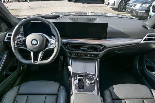 BMW Seria 3 320d xDrive M Sport