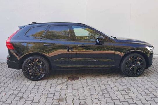 Volvo XC60 T6 Plug-In Hybrid AWD Ultra Black Edition