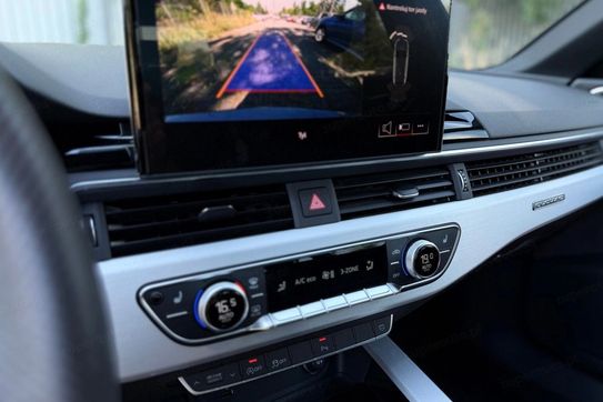 Audi A4 40 TFSI mHEV Quattro S Line S tronic
