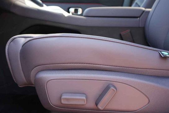 Leapmotor C10 Design 1.5 Hybrid