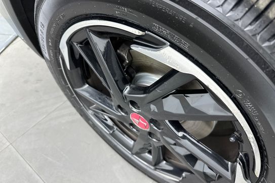 DS DS7 Performance Line 1.5 BlueHDI AT