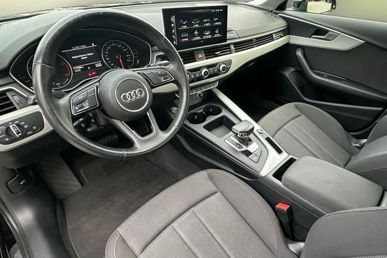 Audi A4 30 TDI mHEV S tronic
