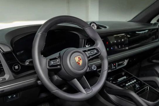 Porsche Cayenne E-Hybrid Black Edition