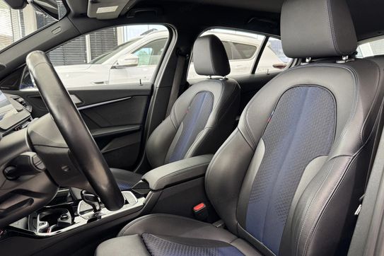 BMW Seria 1 118i M Sport