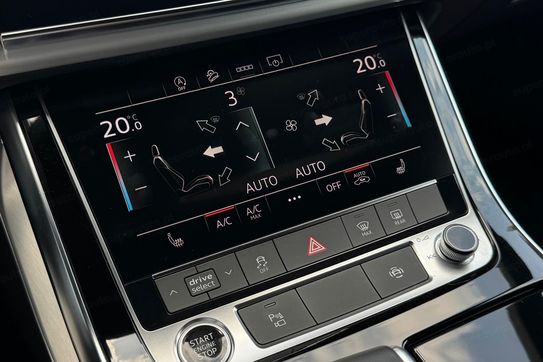 Audi Q8 55 TFSI quattro S Line