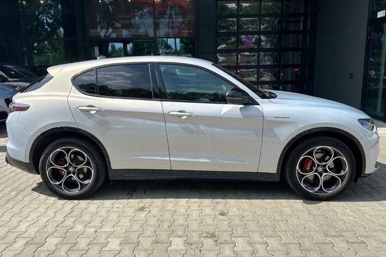 Alfa Romeo Stelvio Turbo Veloce Q4