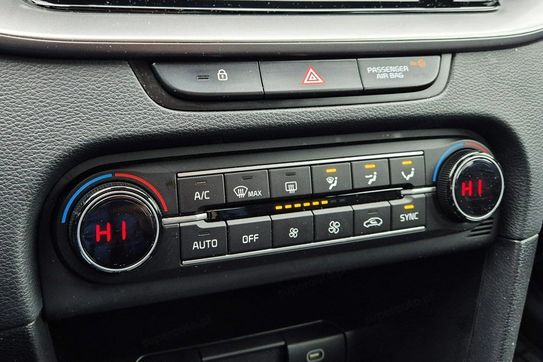 Kia Ceed 1.5 T-GDI M