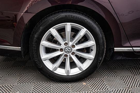 Volkswagen Passat 2.0 TDI  Highline