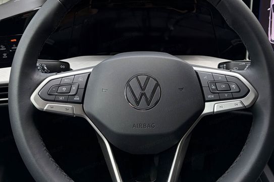 Volkswagen Golf Life Plus 1.5 TSI