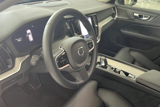 Volvo V60 B4 B Plus Dark aut