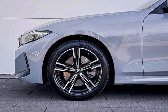 BMW Seria 3 320i M Sport
