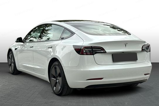 Tesla Model 3 RWD