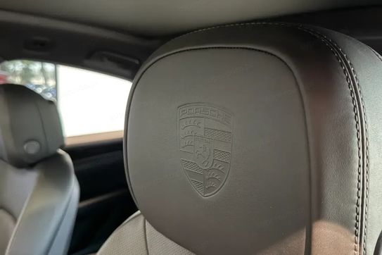 Porsche Cayenne Coupe Black Edition