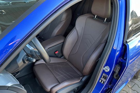 BMW Seria 1 120 mHEV aut