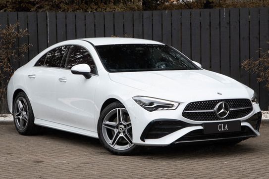 Mercedes CLA 250 e AMG Line