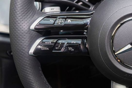 Mercedes Klasa E 220 d 4-Matic AMG