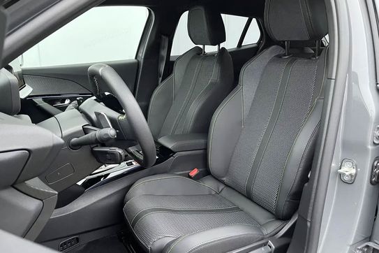 Peugeot 2008 GT e-DCS 1.2 mHEV