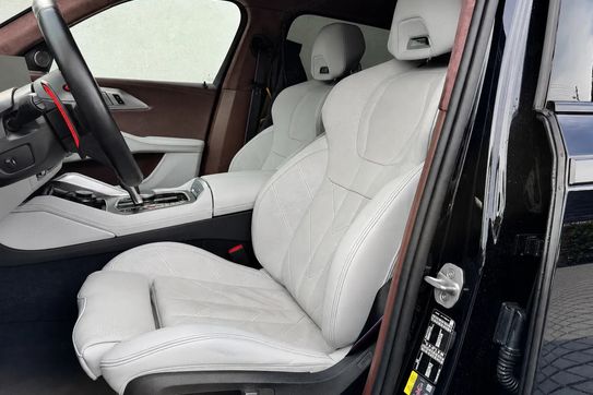 BMW XM PHEV sport-aut