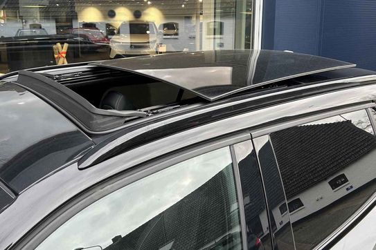 Peugeot 2008 GT Exclusive e-DCS6 1.2 PureTech mHEV