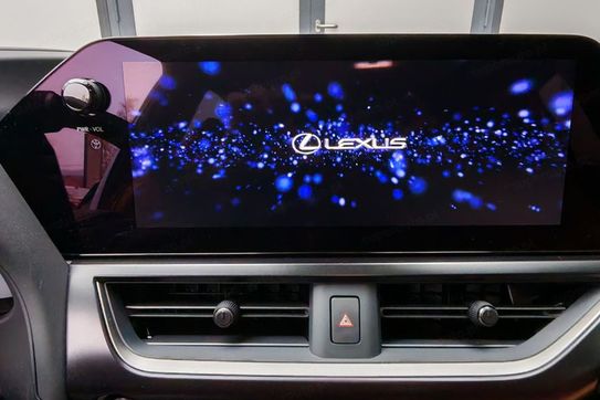 Lexus UX 300h F Sport Design 2.0 Hybrid Dynamic Force