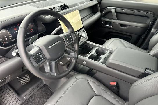 Land Rover Defender 110 3.0 D250 mHEV X-Dynamic HSE