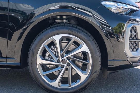 Audi Q5 TDI quattro S line