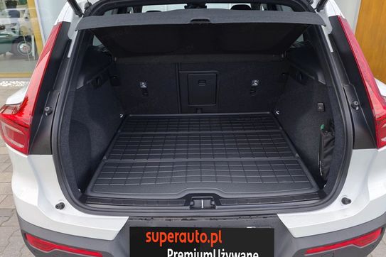 Volvo XC40 B4 B Plus Dark