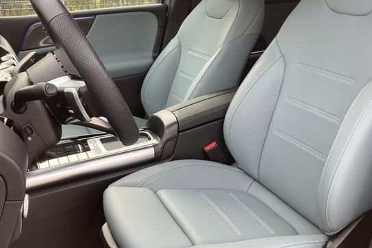 Mercedes B Klasa 220 4-Matic AMG Line