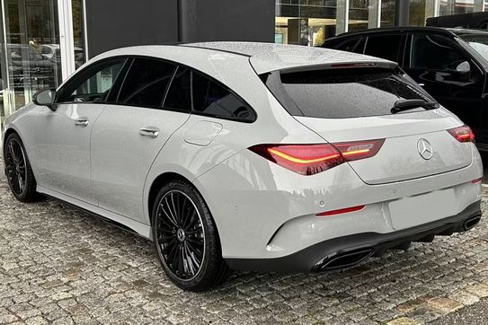 Mercedes CLA 250 4-Matic AMG Line Shooting Brake