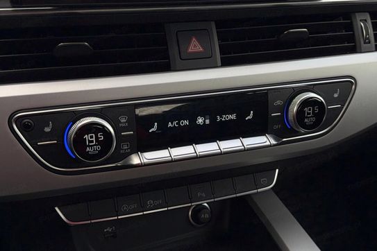 Audi A4 35 TFSI S Line