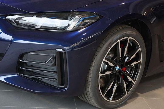 BMW Seria 4 M440i xDrive mHEV aut